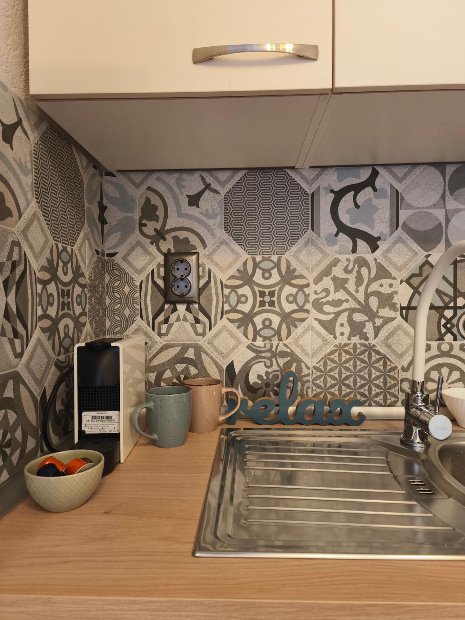 Apartment Lamaro Kaštela エクステリア 写真
